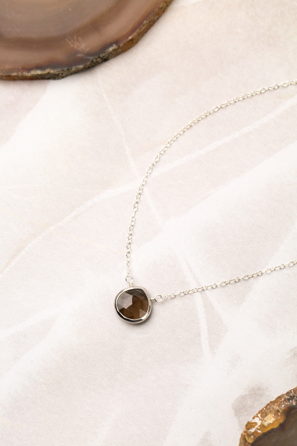 Favorites 16-18" Silver Labradorite Simple Necklace