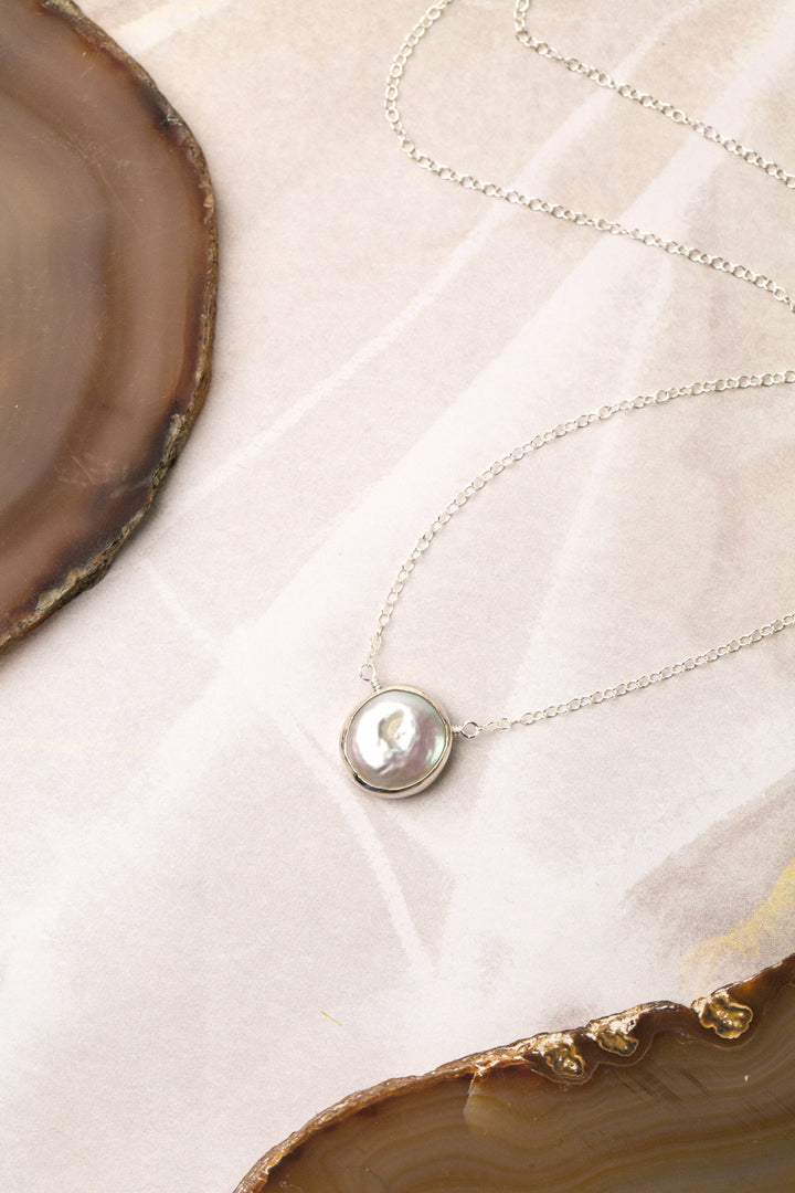 Favorites 16-18" Silver Pearl Bezel Simple Necklace
