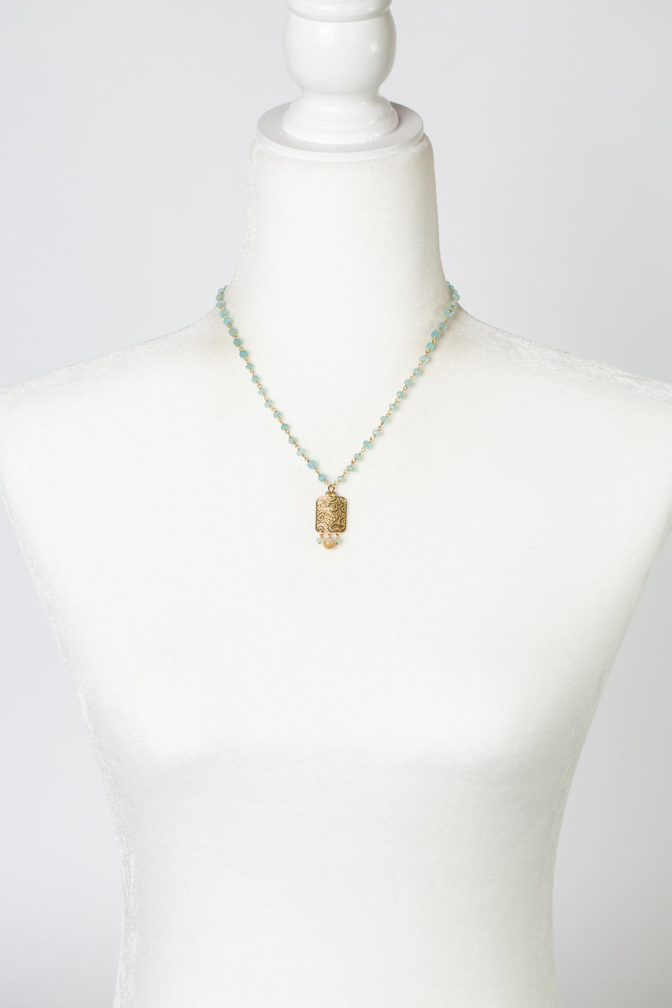 Limited Edition 16.75-18.75" Mother Of Pearl, Faceted Chalcedony With Gold Plated Silver Swirl & Flower Design Pendant Simple Necklace