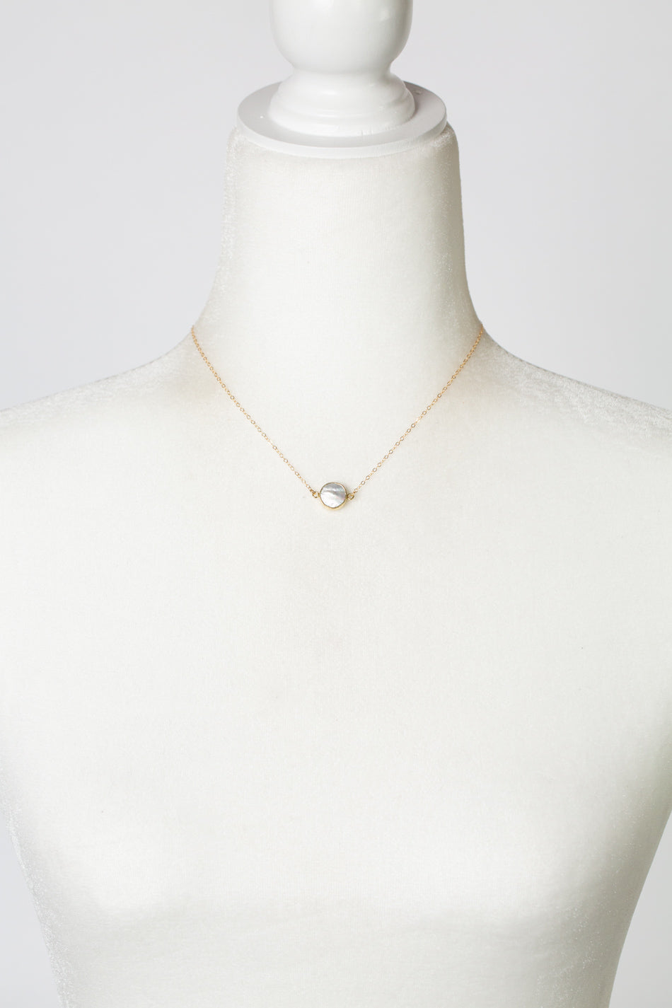 Limited Edition 14.5-16.5" Mother Of Pearl Bezel Simple Necklace