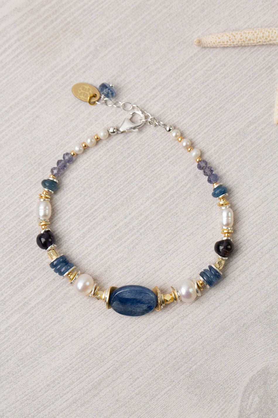 Seaside 7.5-8.5" Pearl, Kayanite, Iolite Simple Bracelet