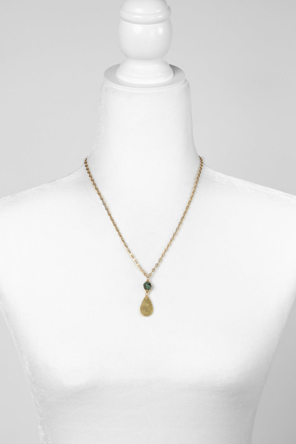 Tranquil Gardens 18-20" African Turquoise Herringbone Focal Necklace