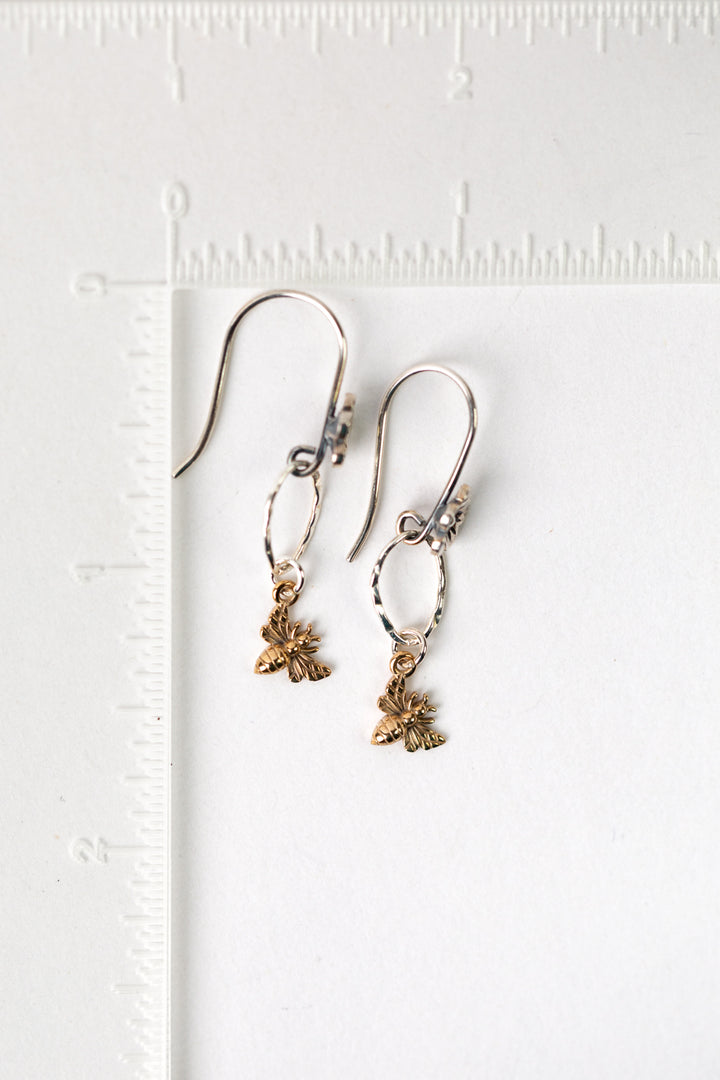 Sentiment Bronze Bee Simple Earrings