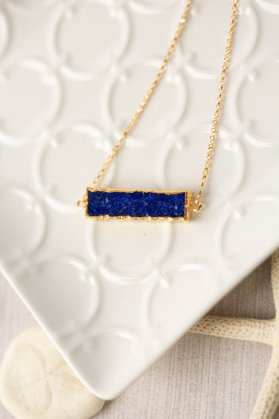 Seaside 16-18" Simple Lapis Focal Necklace