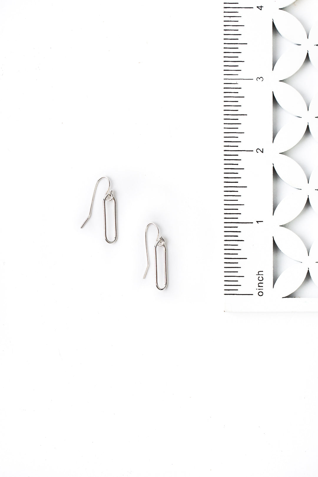 Simplicity Sterling Silver Paperclip Simple Earrings