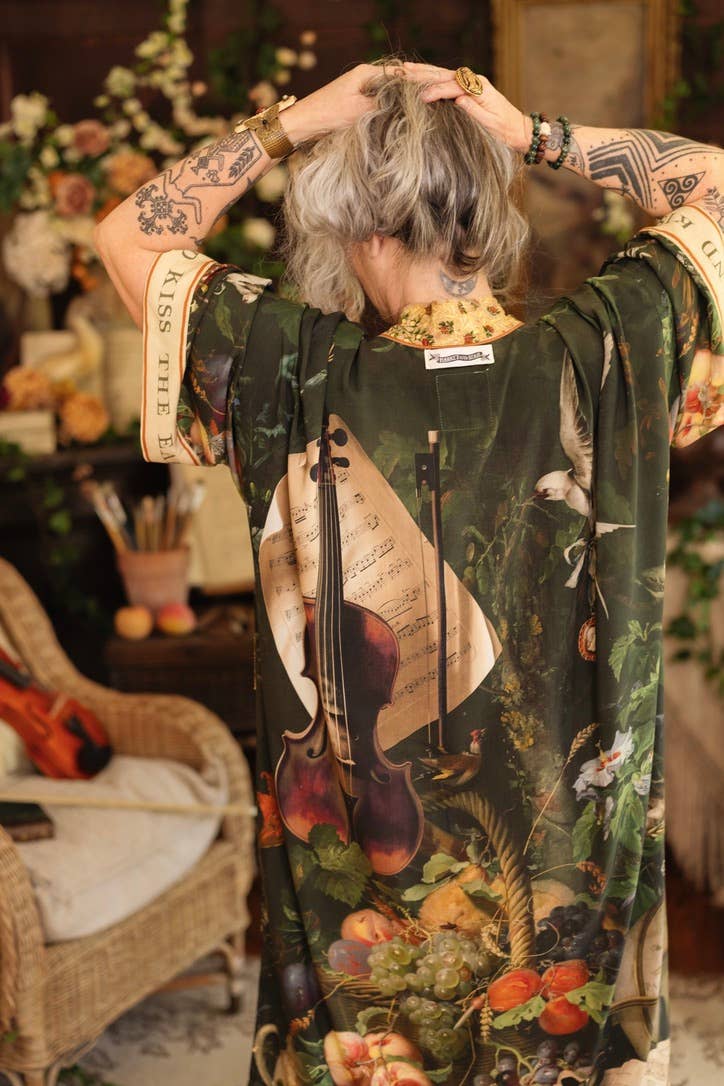 Labour of Love Opera Duster Kimono Robe w/ florals & violin