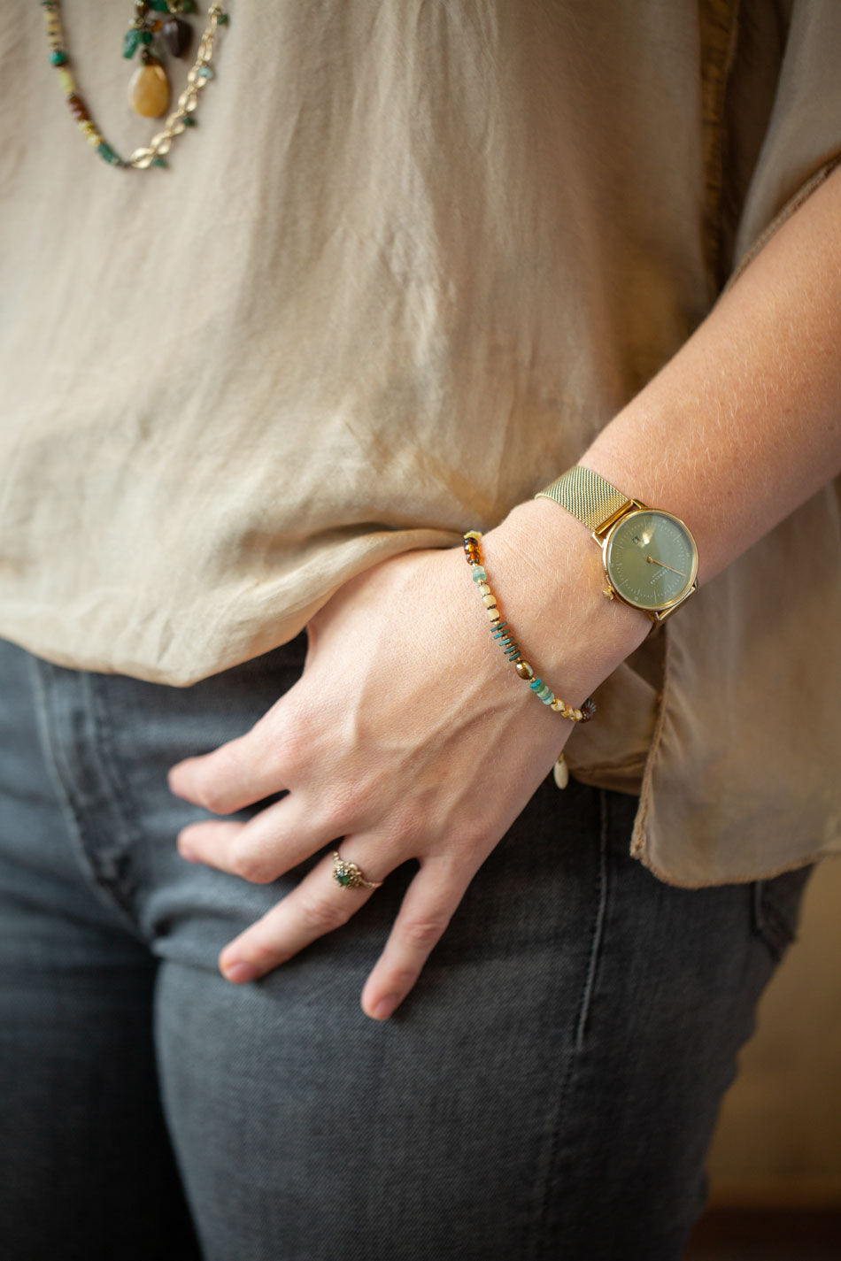 Atlas 7.5-8.5" Roman Glass, Czech Glass, Honey Opal Simple Bracelet