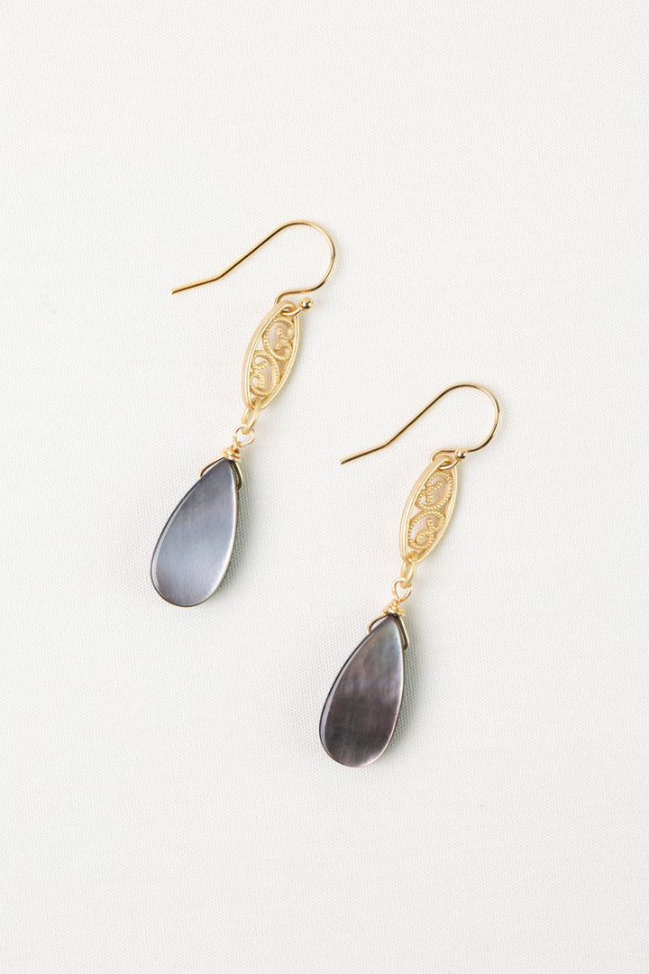 Alchemy Black Lip Shell Simple Earrings