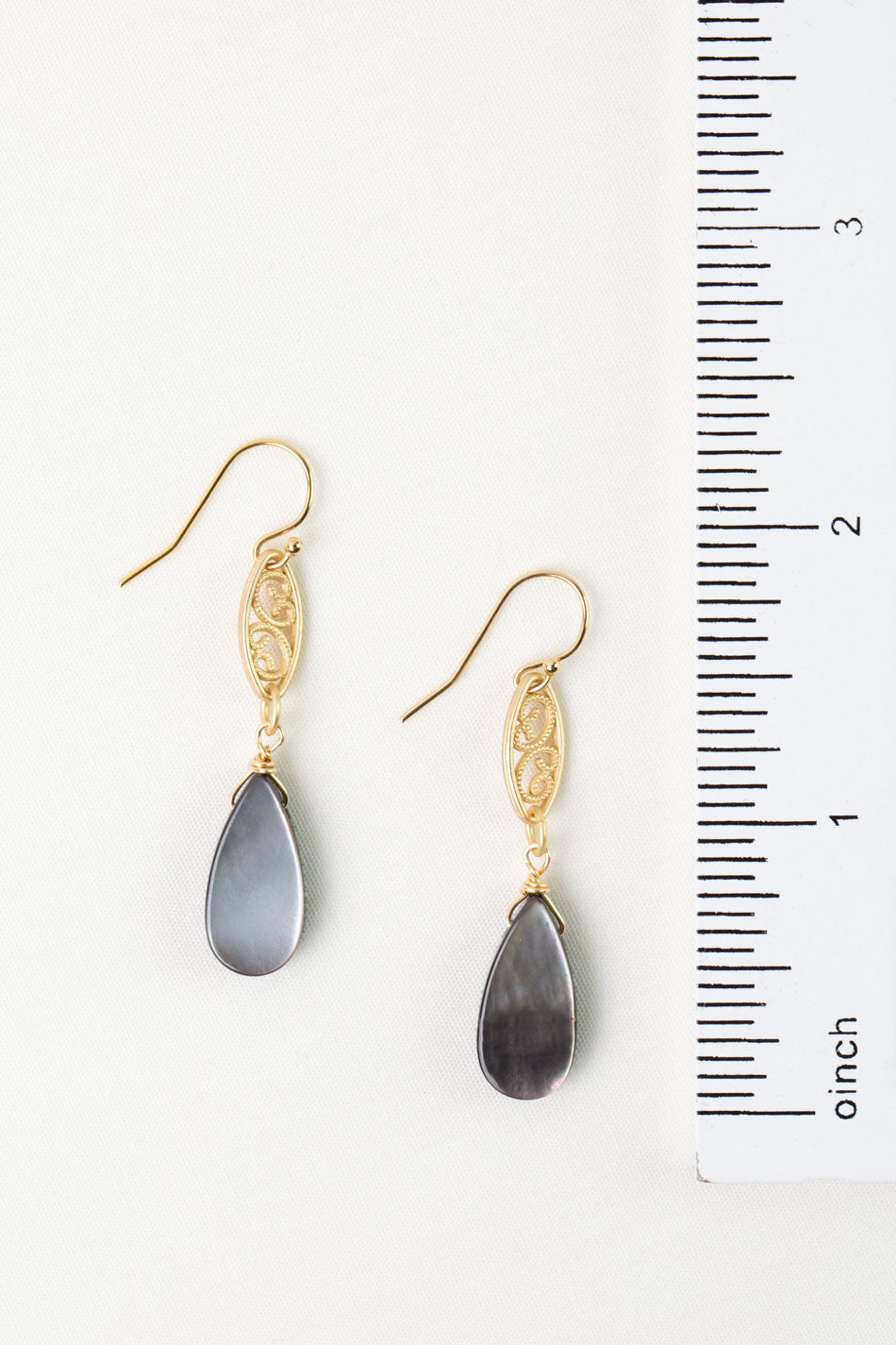Alchemy Black Lip Shell Simple Earrings