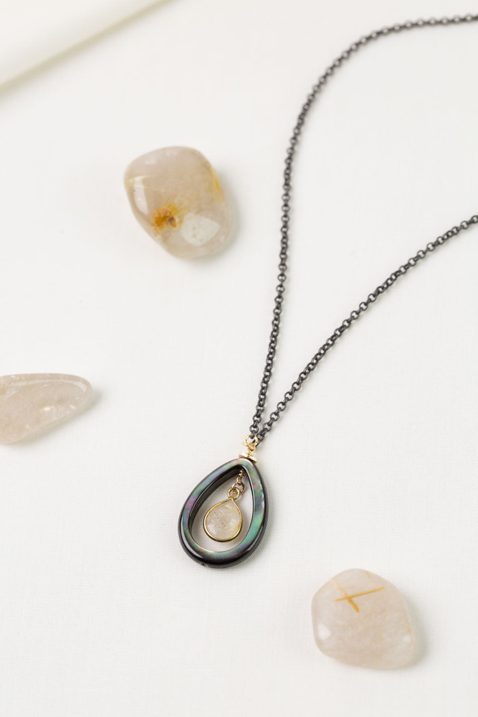 Alchemy 18-20" Black Lip Shell And Golden Rutilated Quartz Simple Necklace