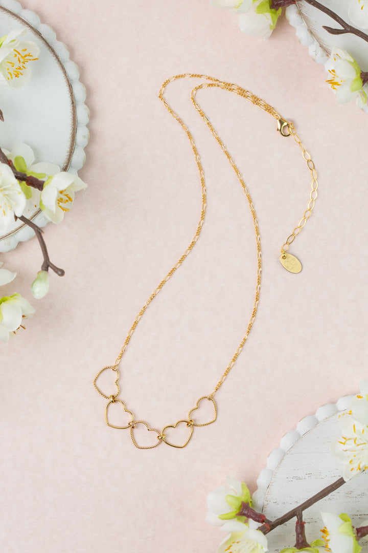 Bold Heart 17-19" Simple Necklace