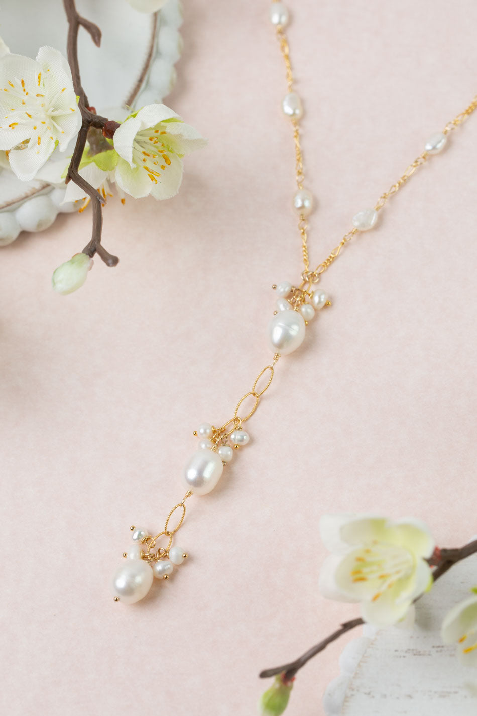 Bold Heart 22.5-24.5" Freshwater Pearl Statement Necklace