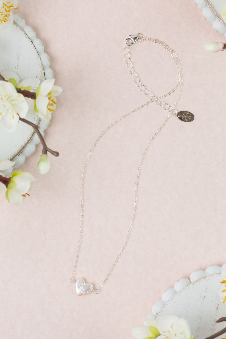 Bold Heart 15-17" Freshwater Pearl Simple Necklace