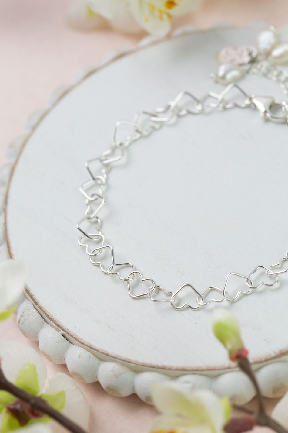 Bold Heart 7.5-8.5" Simple Bracelet