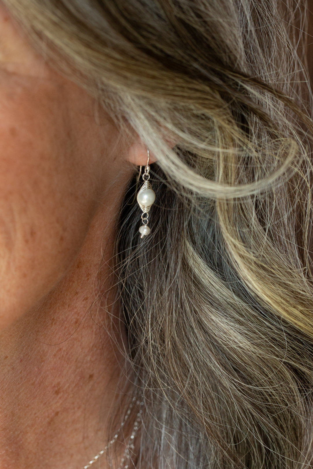 Bold Heart Freshwater Pearl Herringbone Earrings
