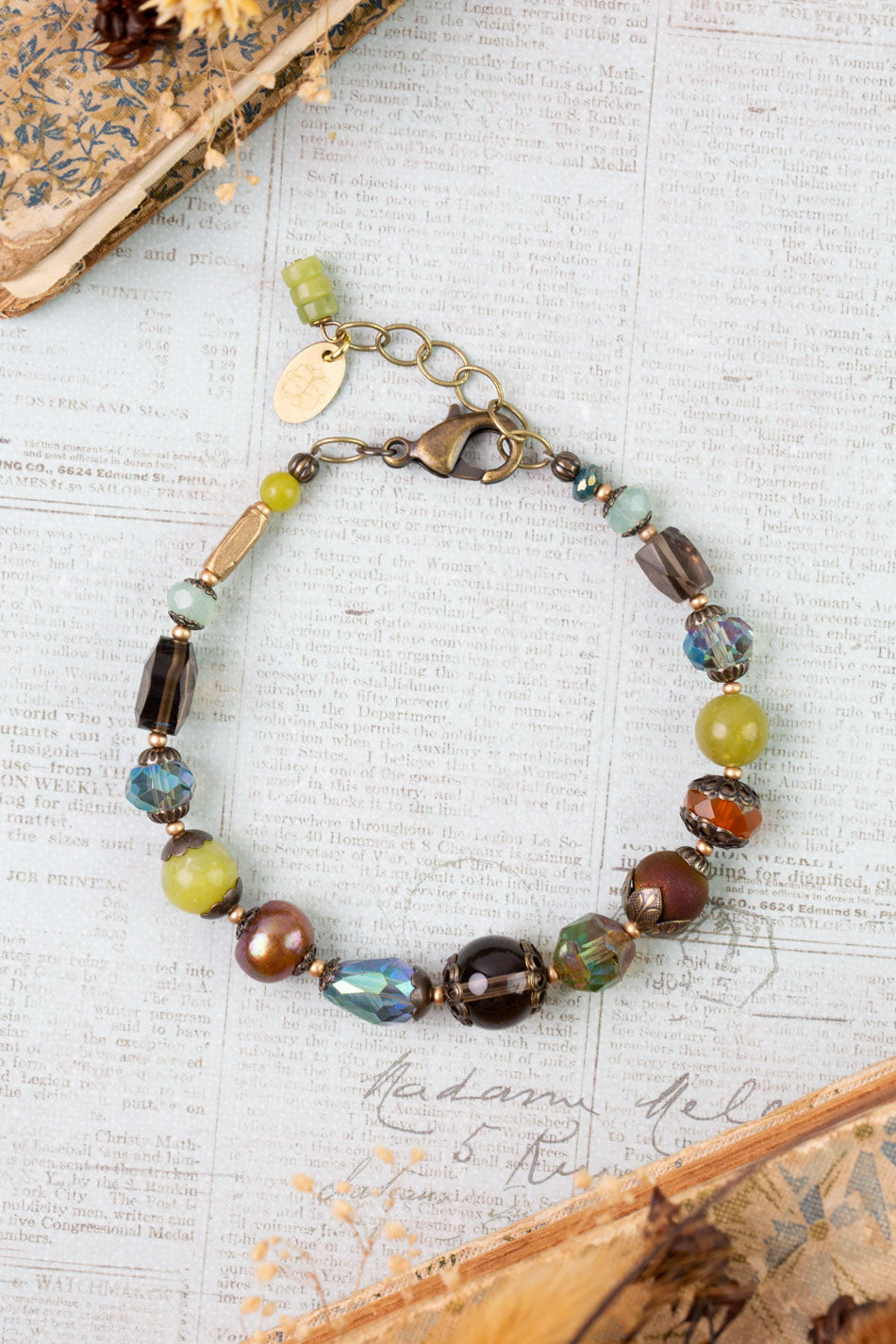 Crisp Autumn 7.5-8.5" Green Jade, Crystal, Freshwater Pearl Collage Bracelet