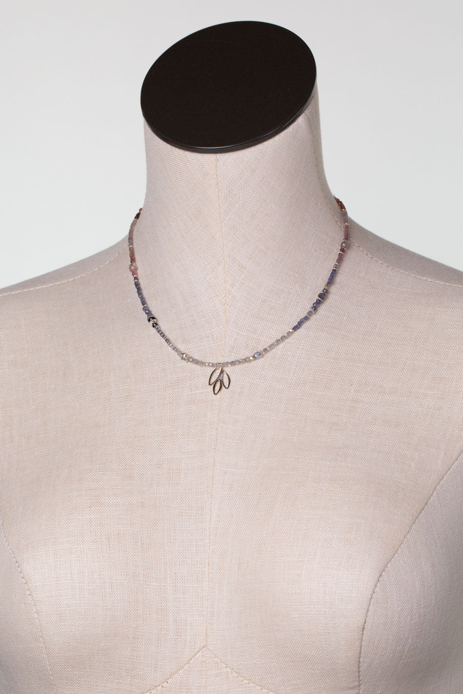 Celestial 16-18" Spinel With Silver Leaf Drop Simple Necklace