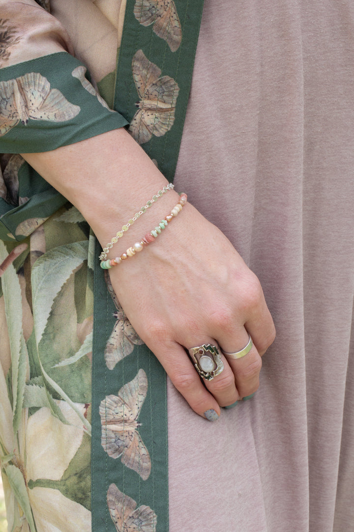 Calming Fleurs 7.5-8.5" Simple Bracelet