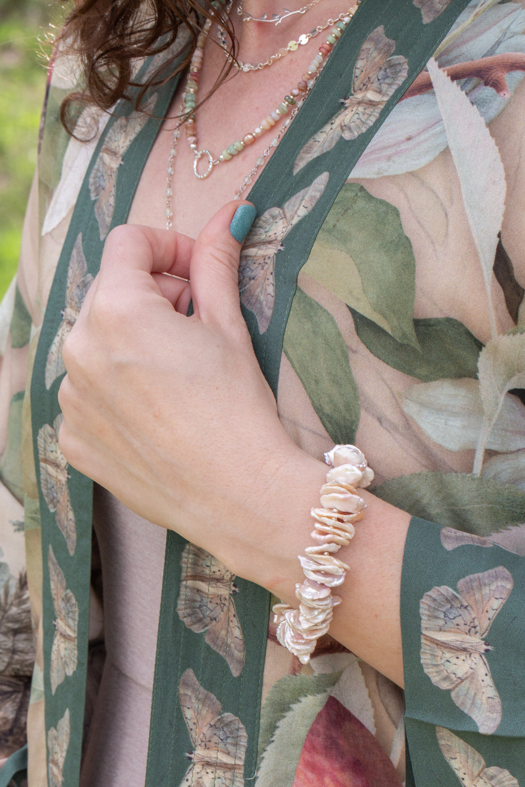 Calming Fleurs 7.5-8.5" Freshwater Pearl Simple Bracelet
