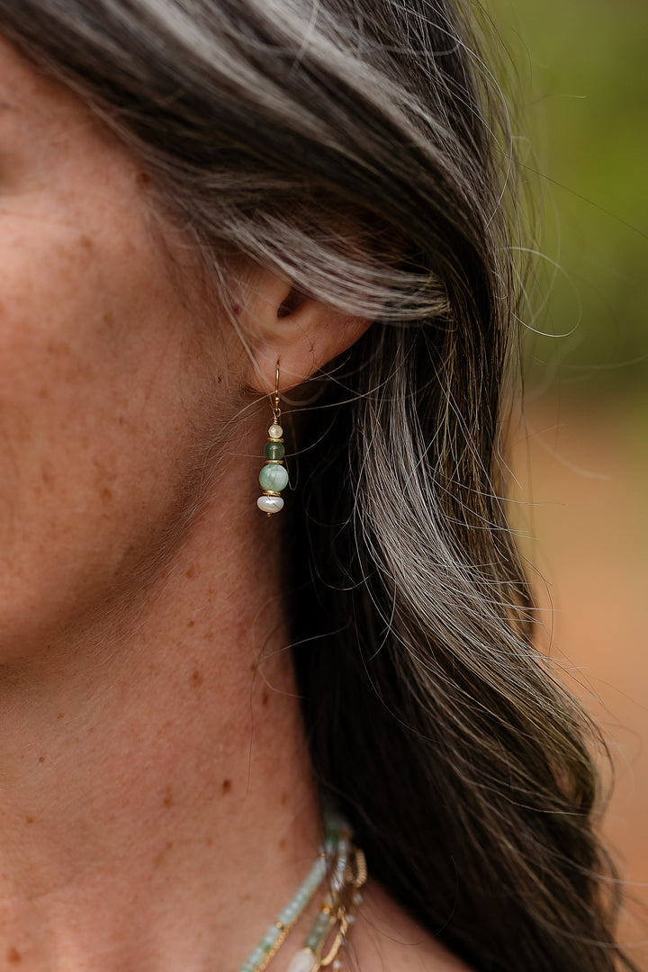 Contentment Green Aventurine, Pearl Simple Earrings