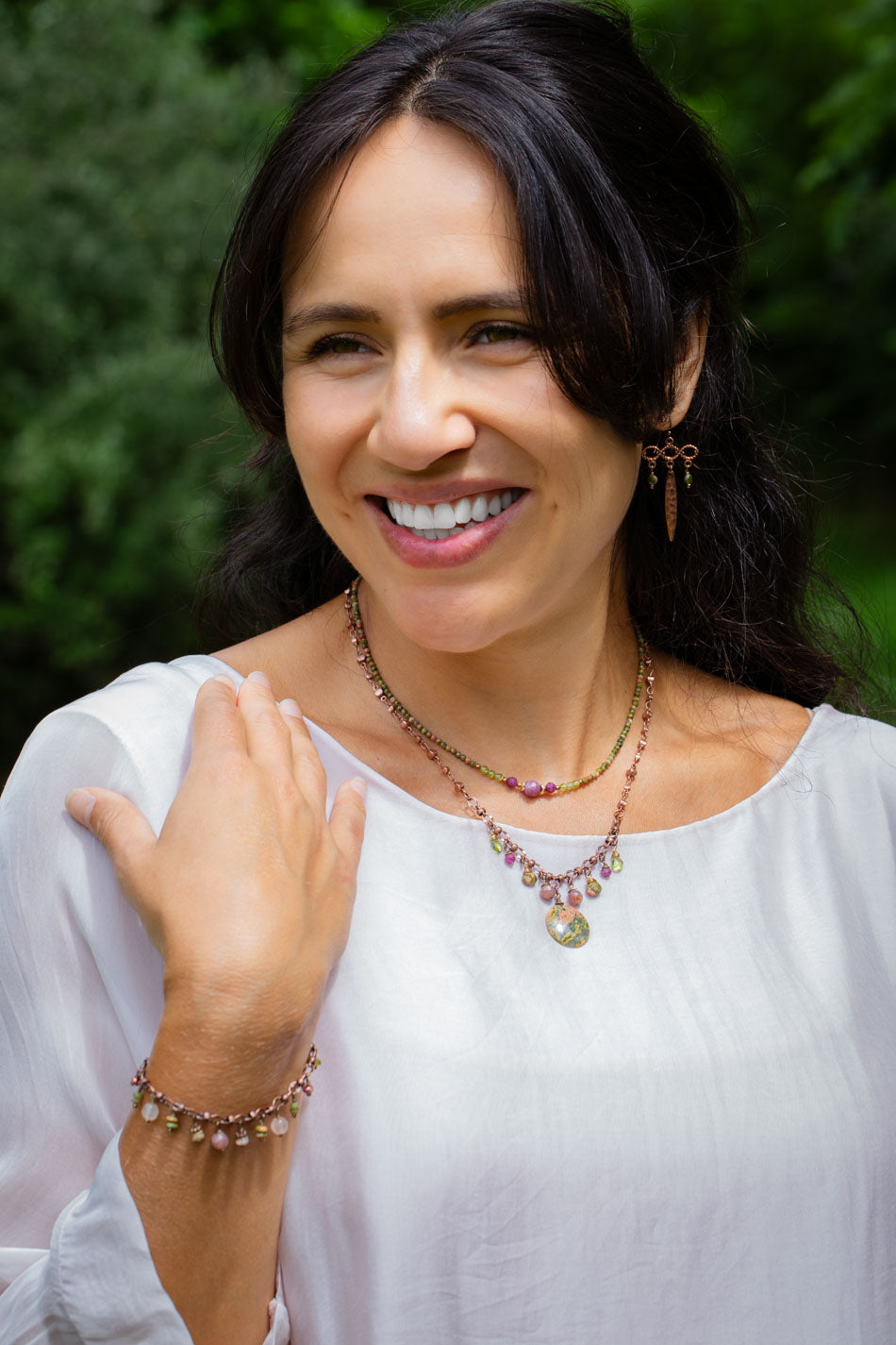 Dominion 15.5-17.5" Unakite, Peridot, Ruby Simple Necklace