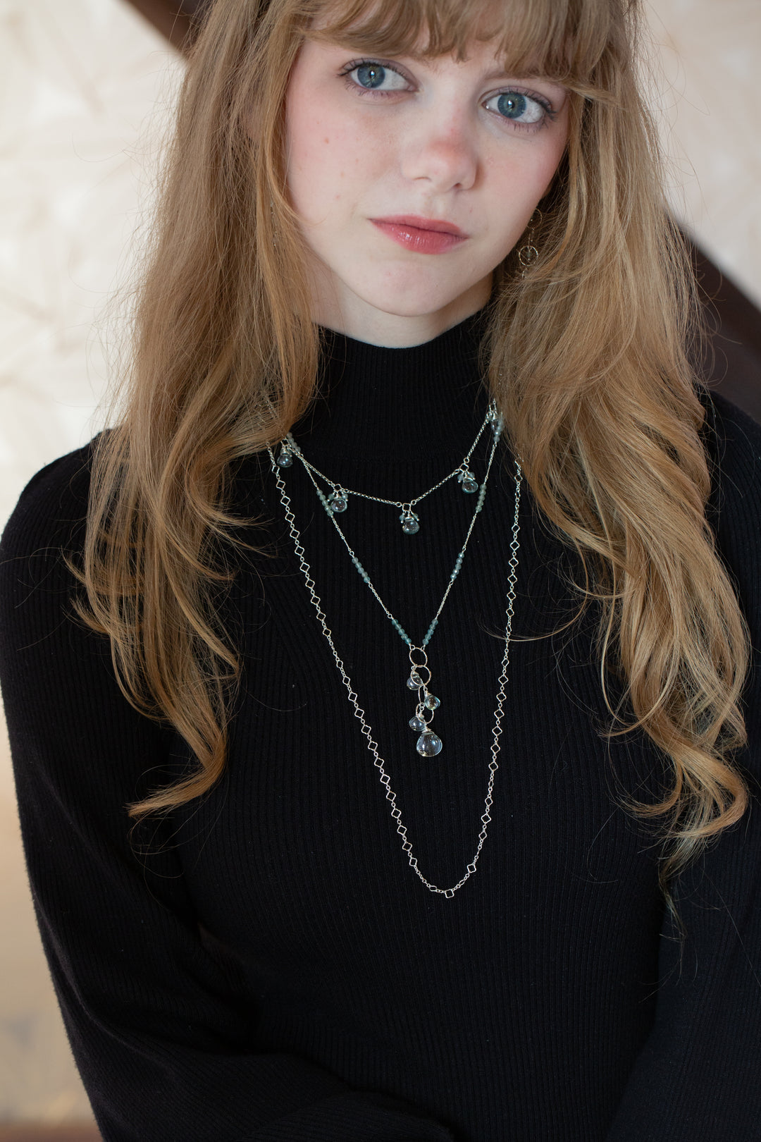 Dewdrop 16-18" Apatite, Quartz Simple Necklace