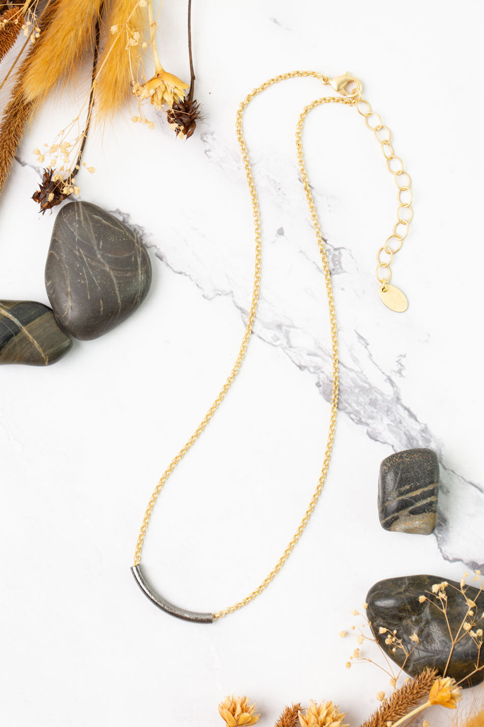 Equinox 15.5-17.5" Minimalist Bar Simple Necklace