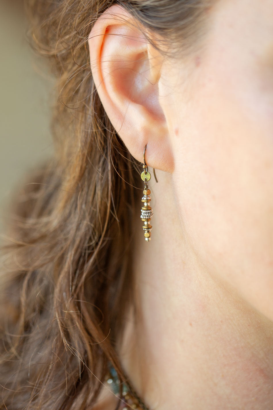 Earthen Mixed Metal Simple Earrings