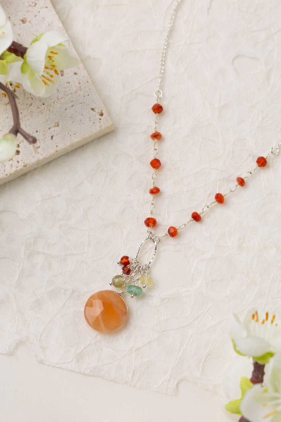 Gentle Breeze 15.5-17.5" Peach Moonstone, Carnelian, Apatite Simple Necklace