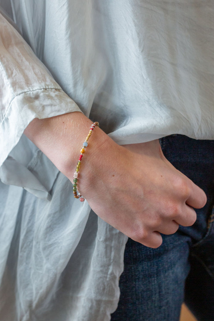 Leilani 7.5-8.5" Czech Glass, Chalcedony, Neon Apatite Simple Bracelet