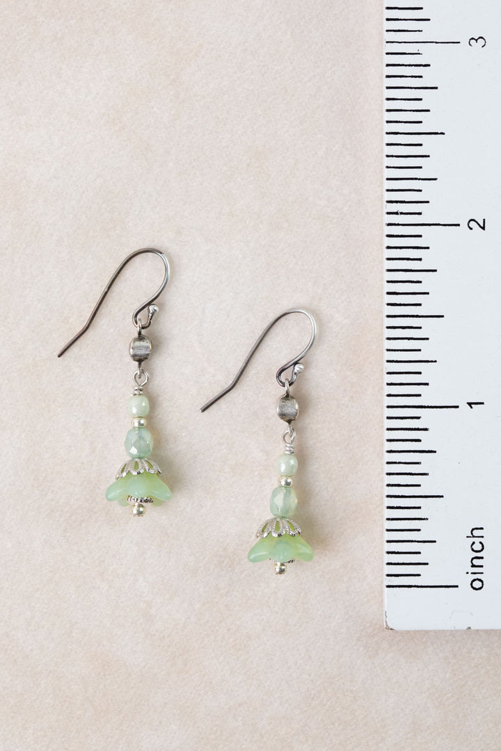 Mint Julep Czech Glass Flower Simple Earrings