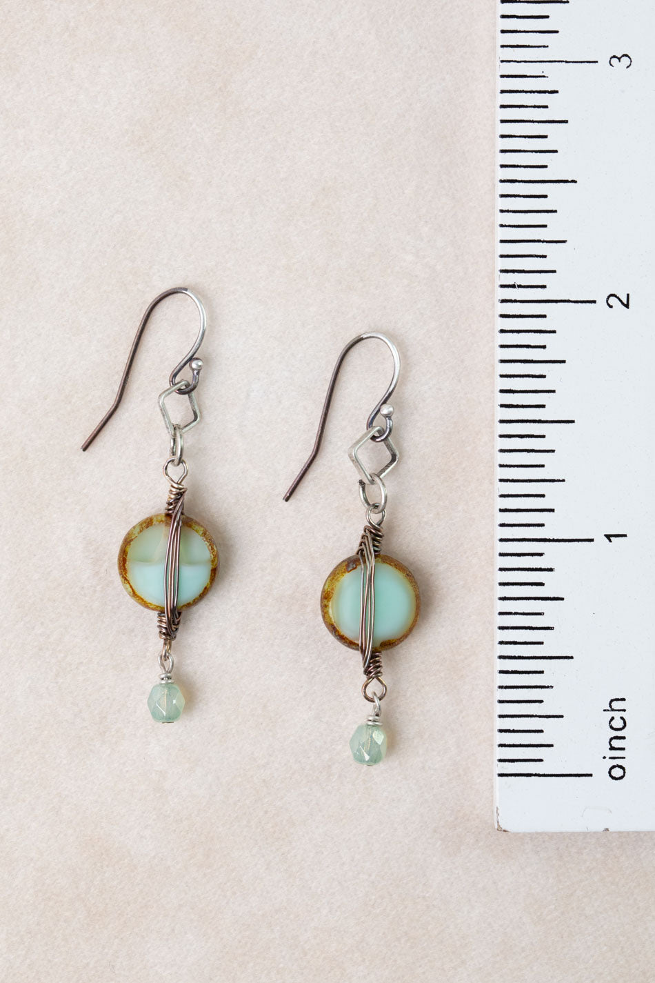Mint Julep Czech Glass Herringbone Earrings