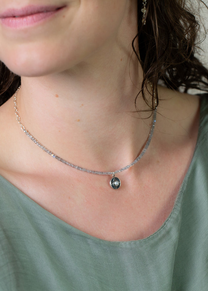 Mystic 16-18" Labradorite With Pearl In Silver Star Pendant Simple Necklace