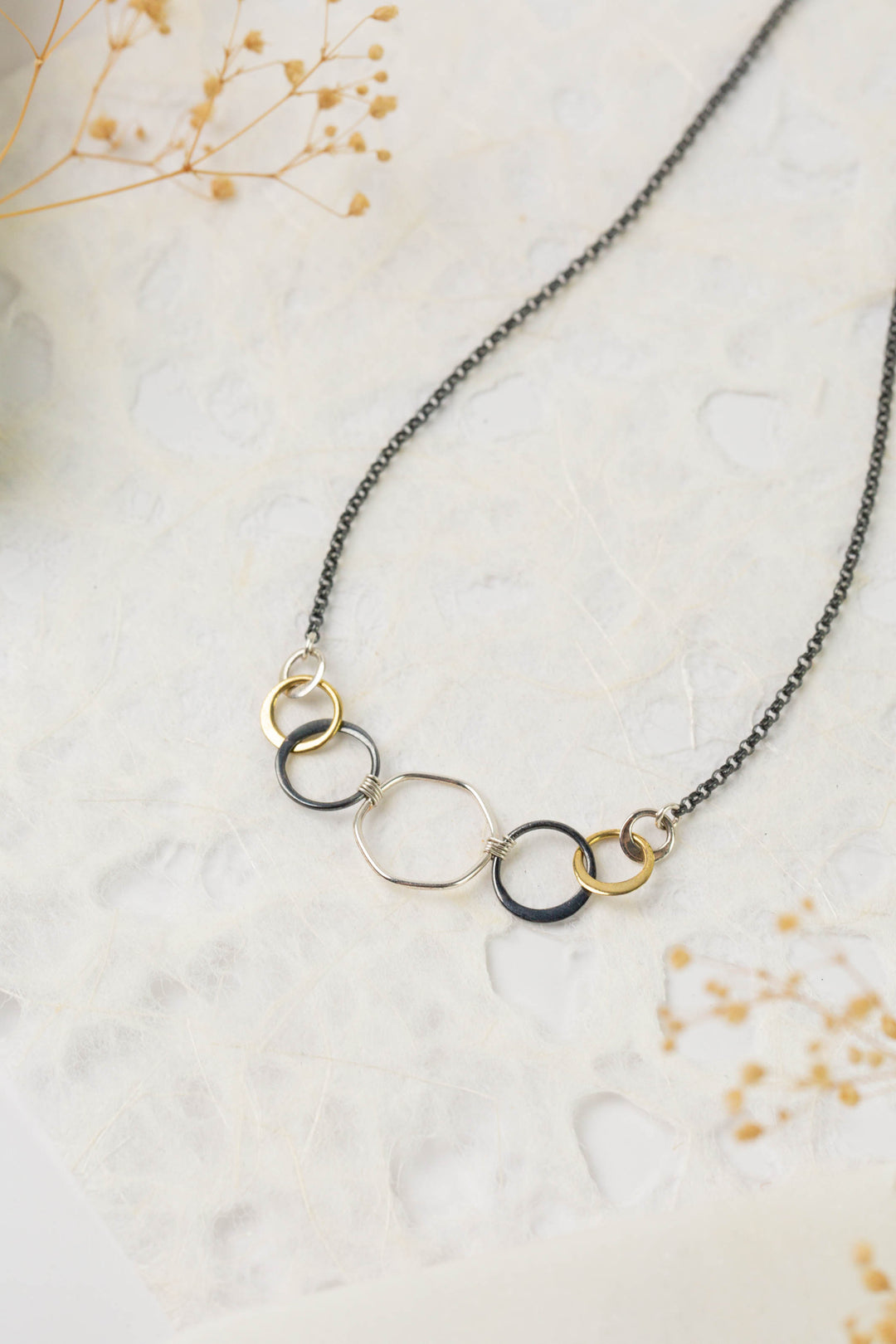 Nightfall 16-18" Mixed Metal Hoops Simple Necklace