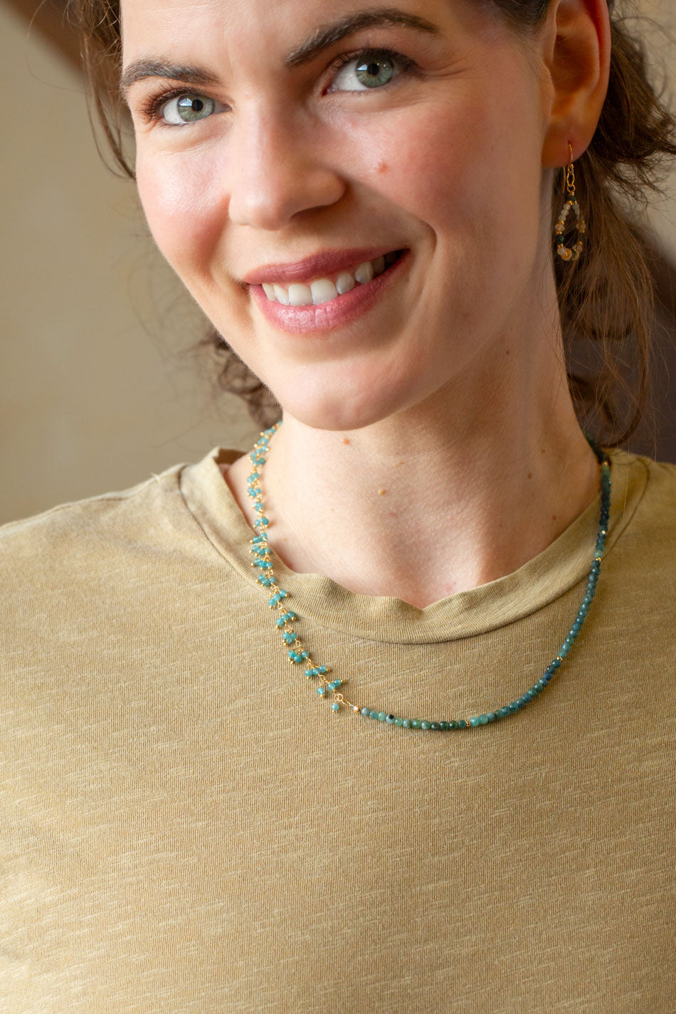 Ocean Waves 19" Blue Tourmaline Simple Necklace