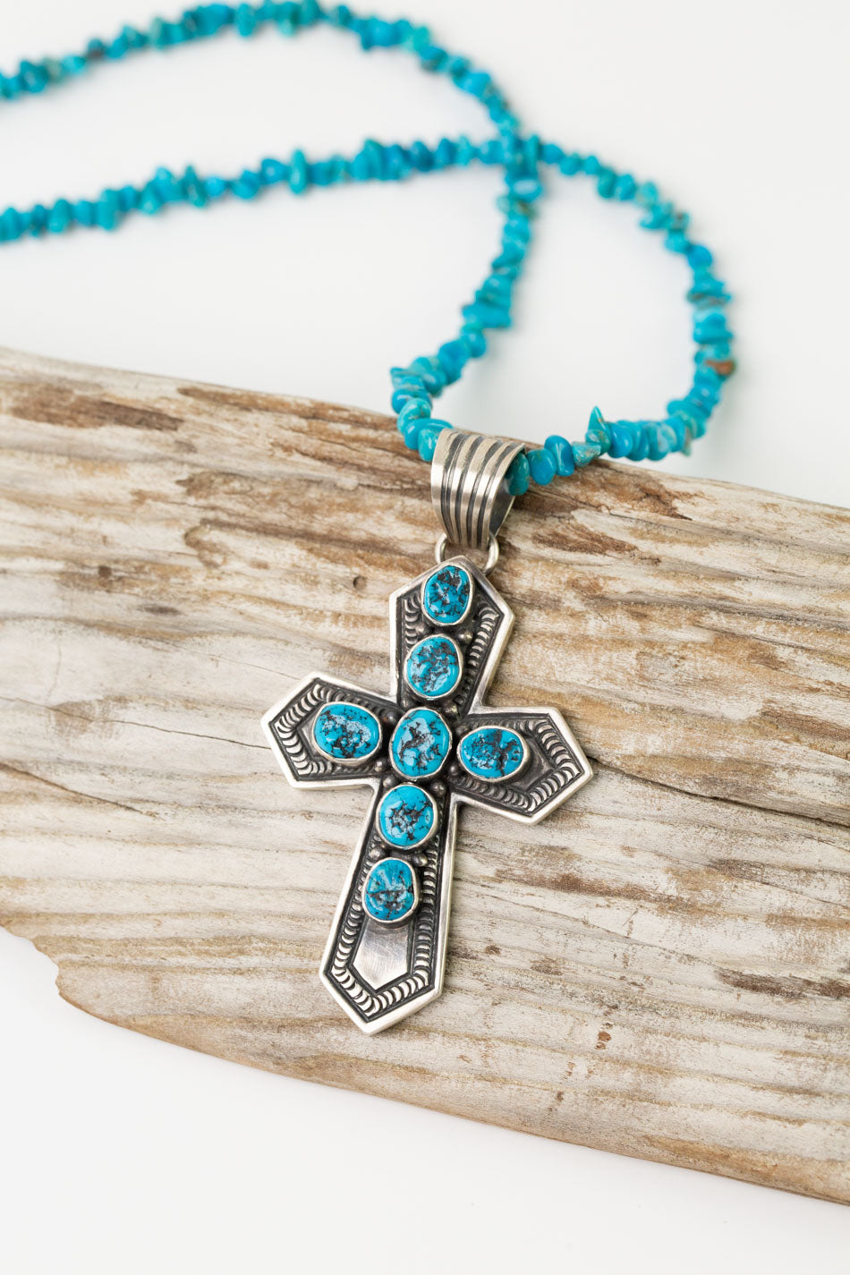 Jereme Delgarto 25-27" Kingman Turquoise Cross Statement Necklace