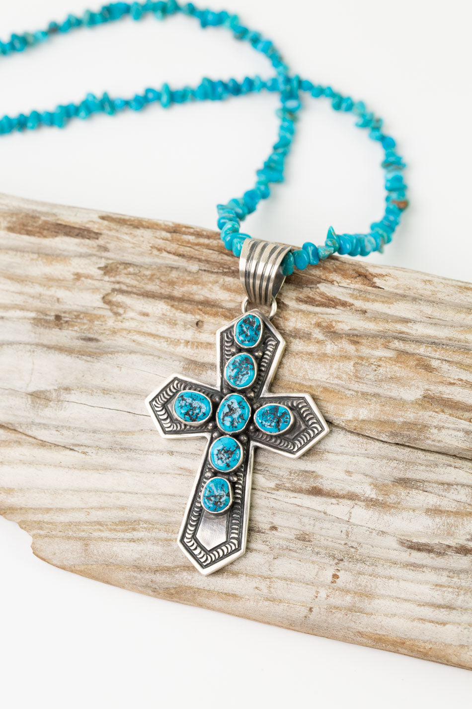 Jereme Delgarto 25-27" Kingman Turquoise Cross Statement Necklace