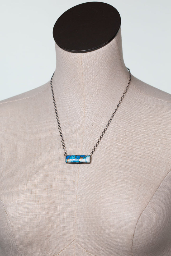 Native American 20" Ice Blue Dahlia Simple Necklace