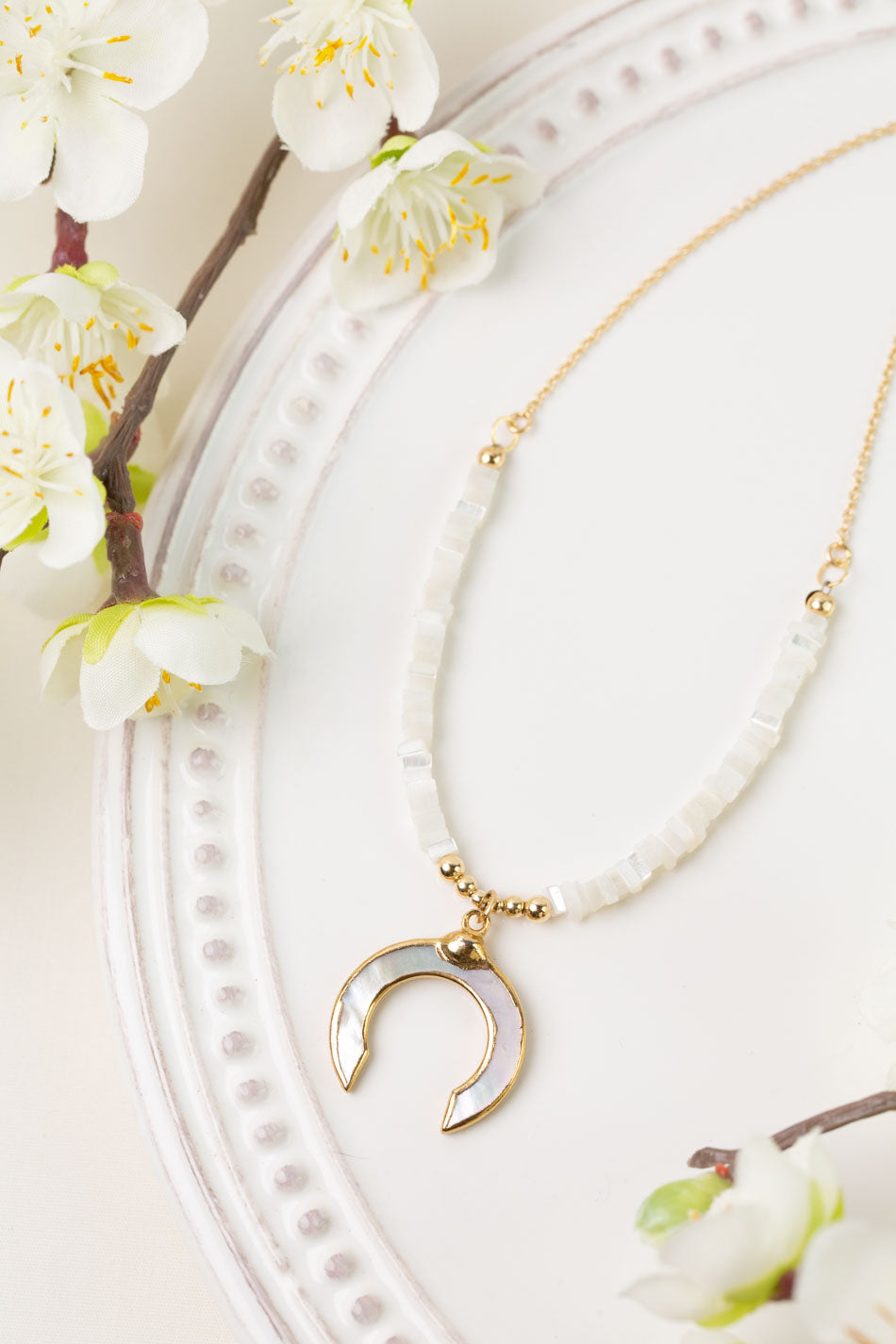 One Of A Kind 16.75-18.75" Mother of Pearl Simple Necklace