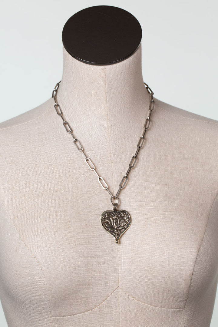 One Of A Kind 18.5-20.5"Paperclip Chain with Tibetan Heart Statement Necklace