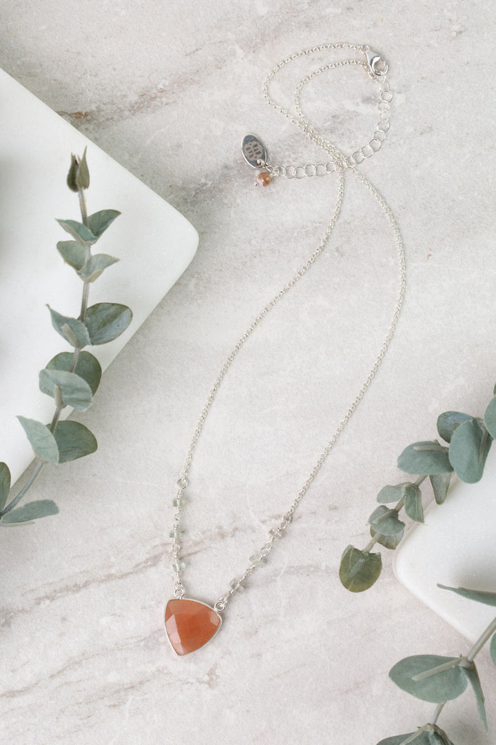 Calming Fleurs 16.25-18.25" Peach Moonstone, Green Amethyst Simple Necklace