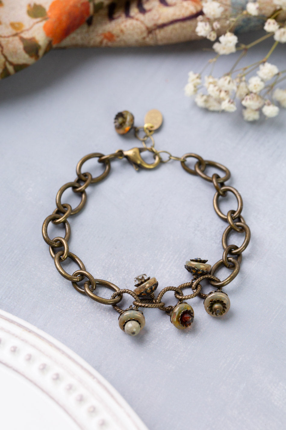 Sacred Heart 7.5-8.5" Antique Brass Chain With Czech Glass Simple Bracelet