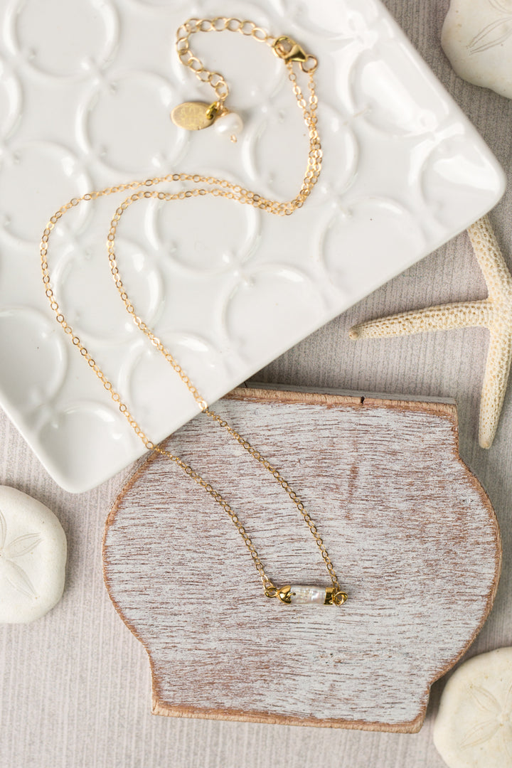 Seaside 16-18" Simple Freshwater Pearl Focal Necklace