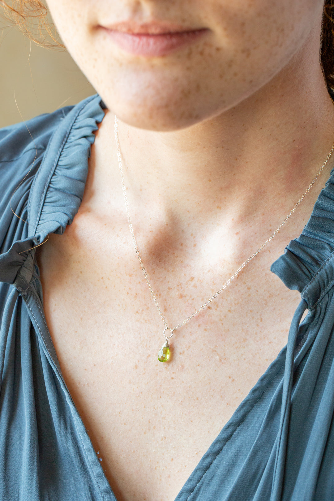Birthstone 16-18" August Silver Peridot Solitaire Drop Simple Necklace
