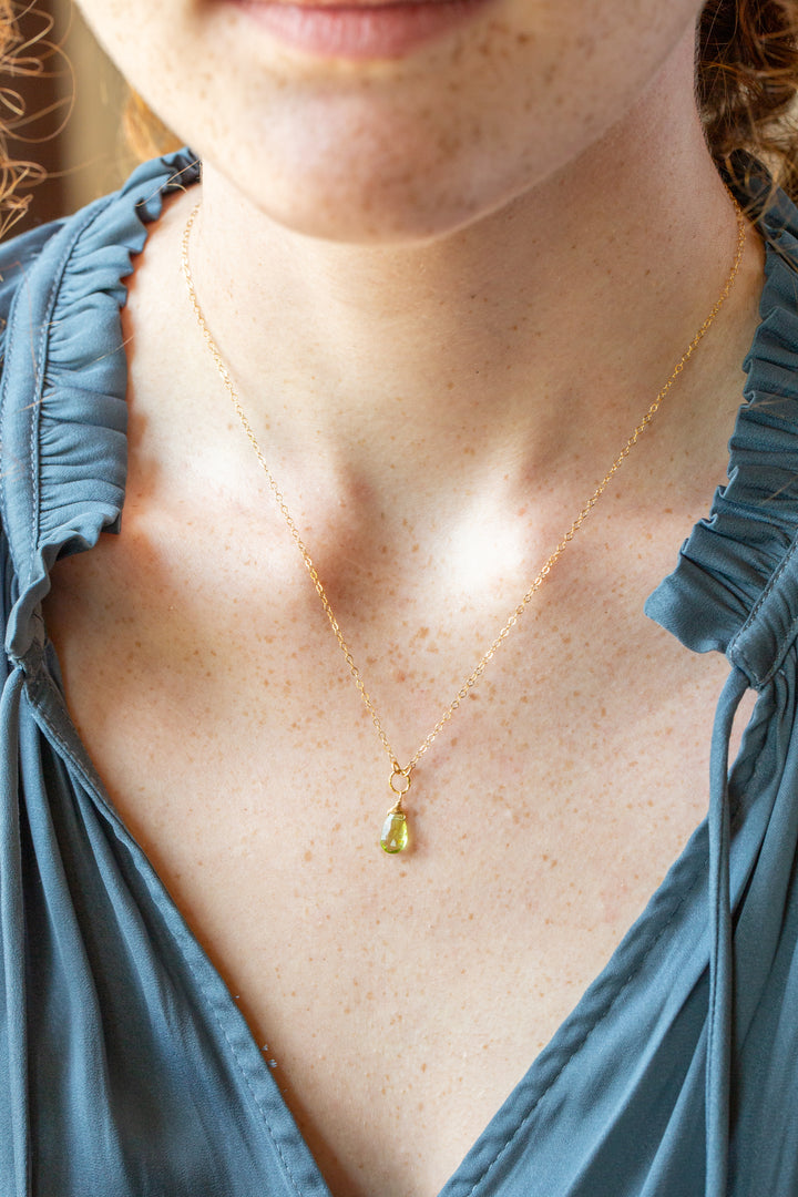 Birthstone 16-18" August Gold Peridot Solitaire Drop Simple Necklace