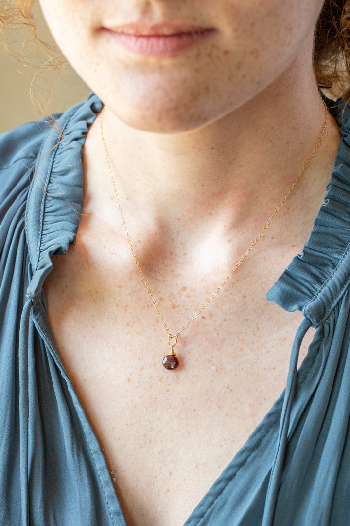 Birthstone 16-18" January Gold Garnet Solitaire Drop Simple Necklace