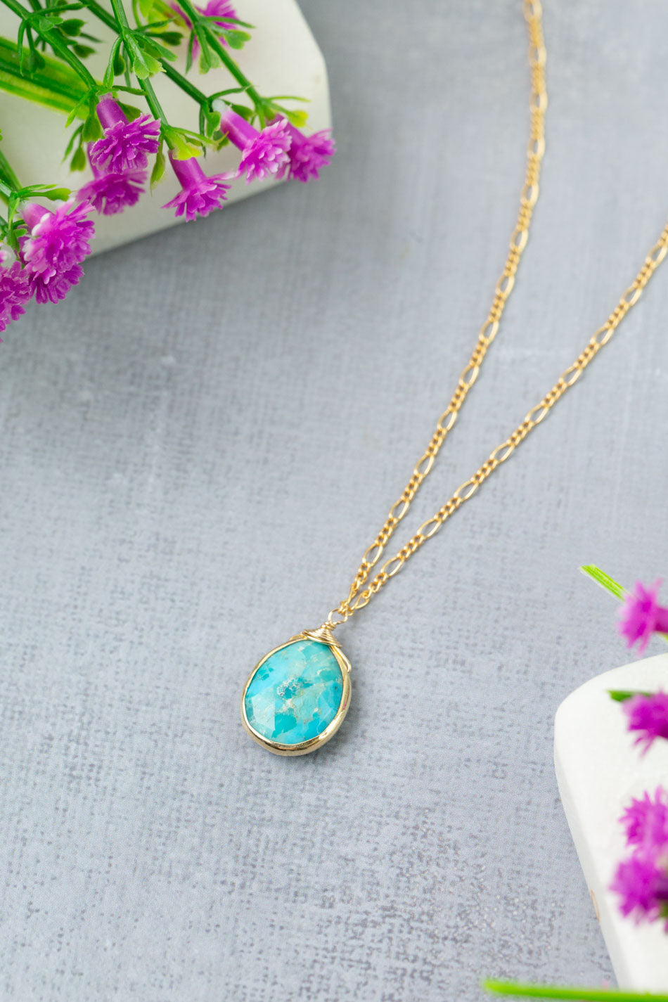 Treasure 16.5-18.5" Turquoise Simple Necklace