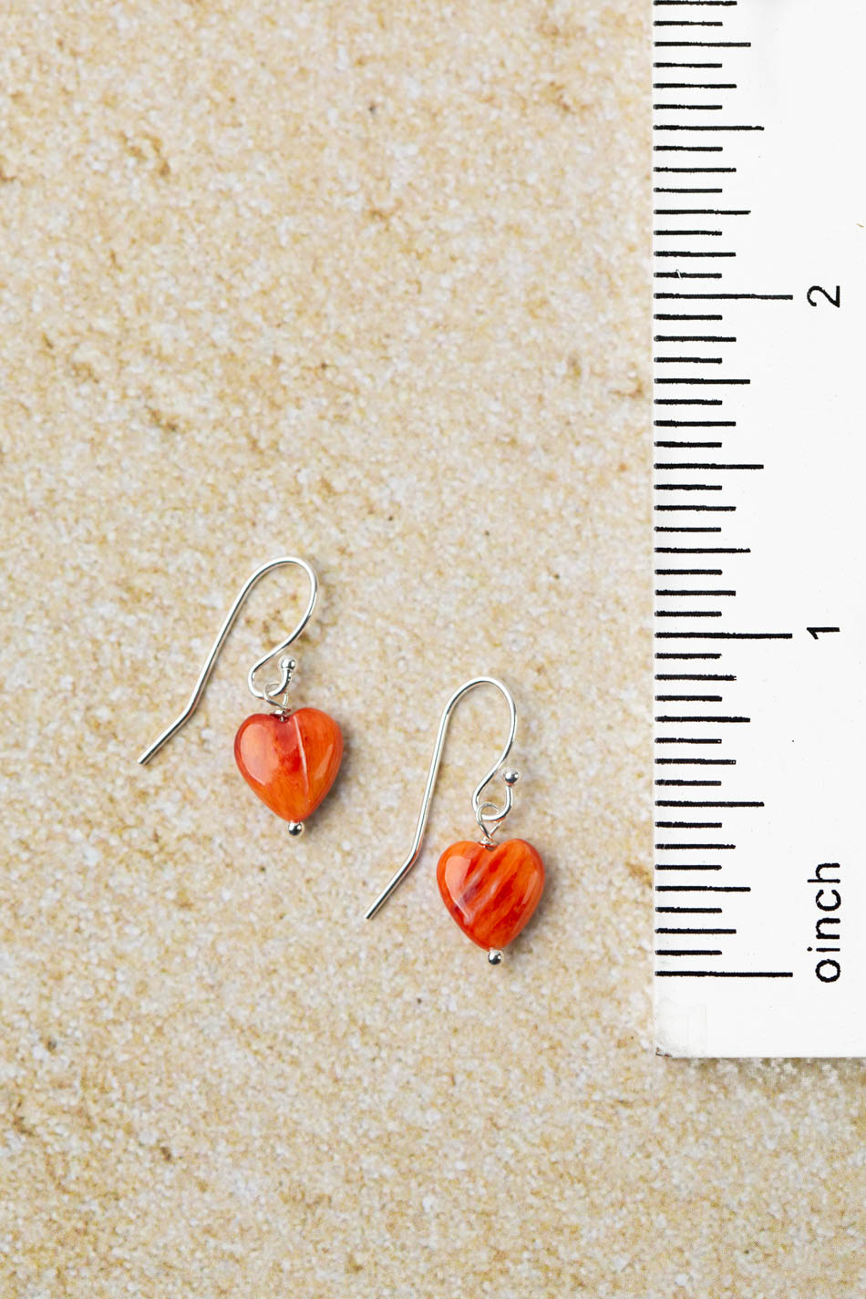 Unity Heart Shaped Spiny Oyster Simple Earrings