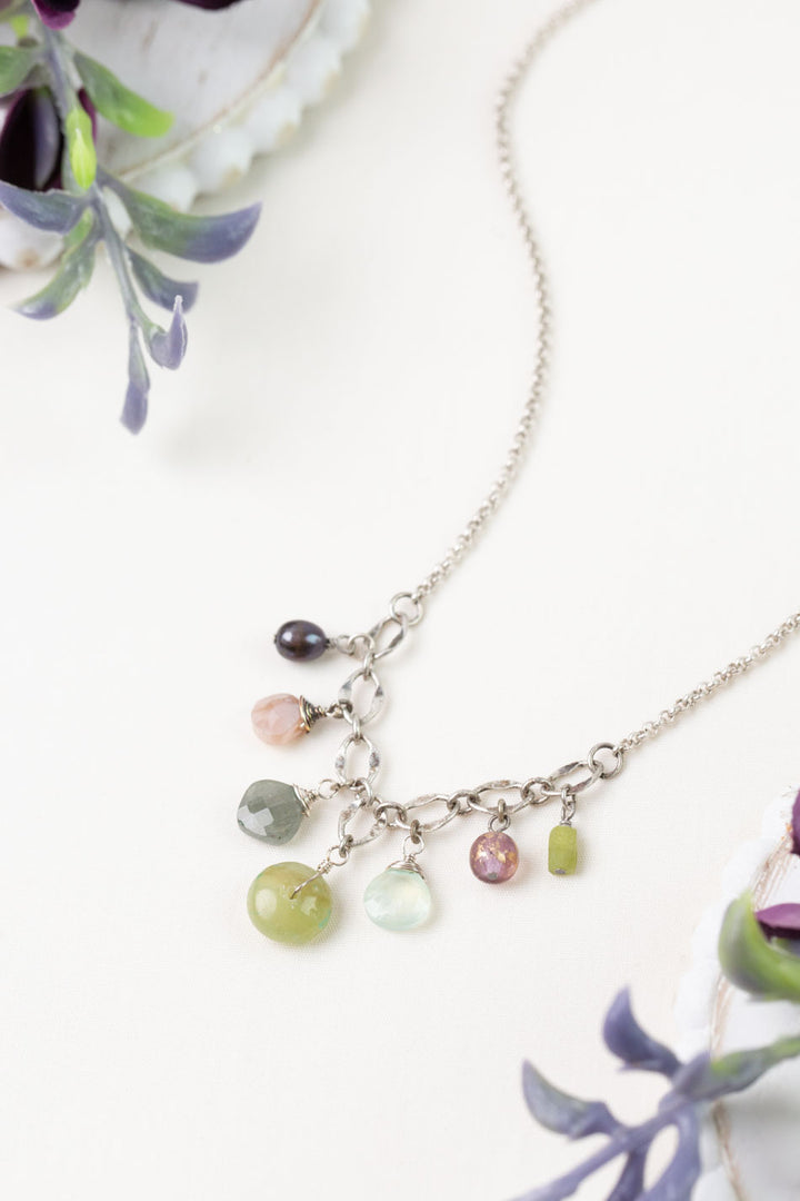 Water Lily 15.5-17.5" Muscovite, Prehnite, Freshwater Pearl Simple Necklace