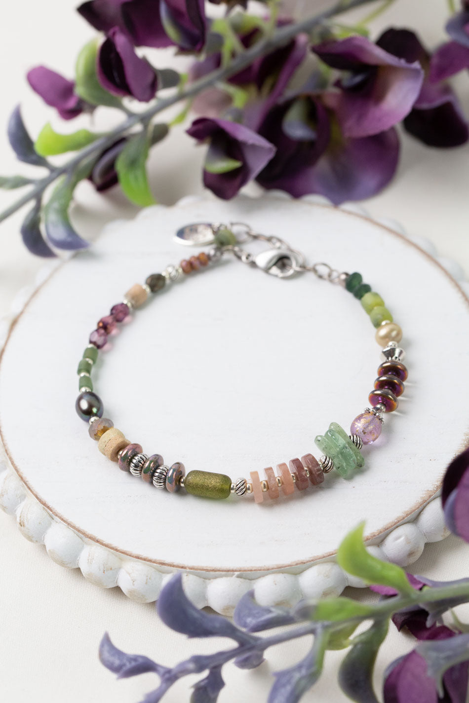 Water Lily 7.5-8.5" Muscovite, Freshwater Pearl, Prehnite Simple Bracelet